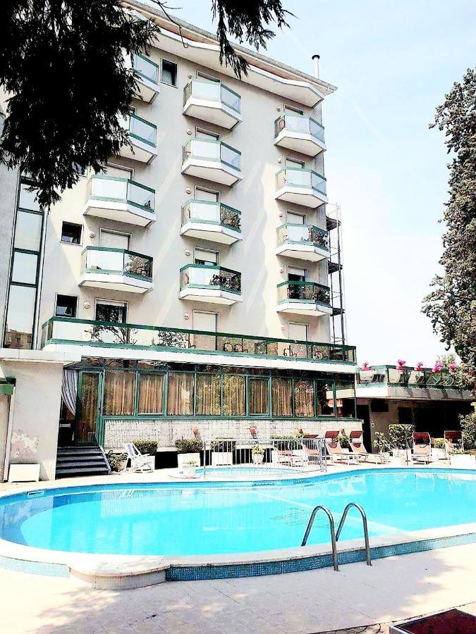 New Tiffany'S Park Hotel Lido di Jesolo Exterior photo